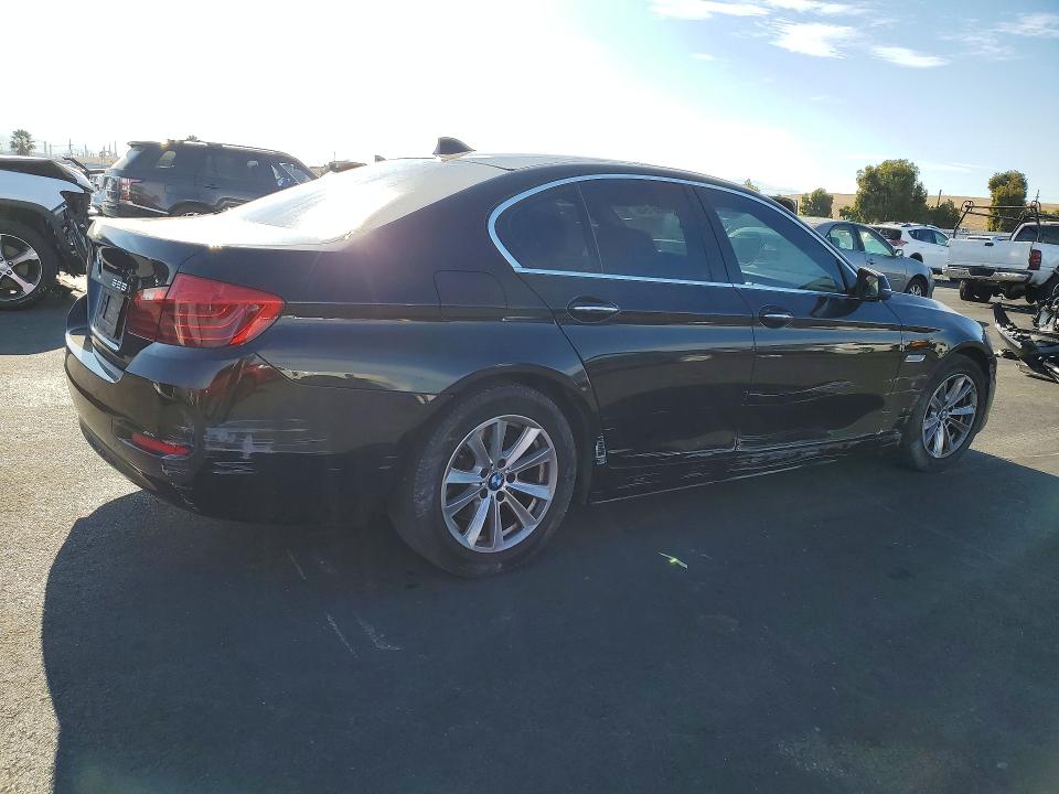 65551546 :رقم المزاد ، WBA5A5C53GG351636 vin ، 2016 Bmw 528 مزاد بيع