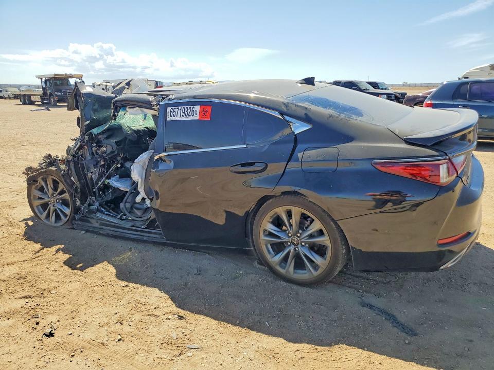 65719326 :رقم المزاد ، 58AGZ1B19LU070582 vin ، 2020 Lexus Es مزاد بيع