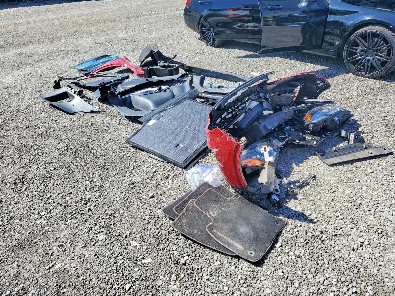Продажа на аукционе авто 2022 Ford Escape, vin: 1FMCU9H92NUB98388, номер лота: 64724256