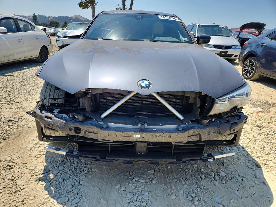 64153256 :رقم المزاد ، WBA5R1C07LFH45245 vin ، 2020 Bmw 330i مزاد بيع