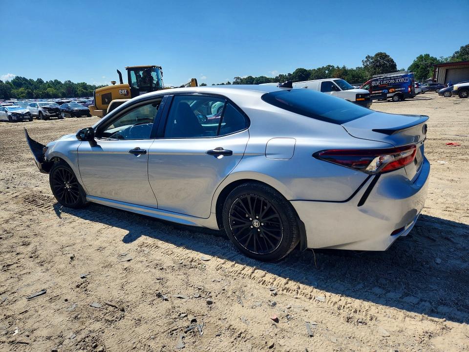 65286746 :رقم المزاد ، 4T1T11BK6MU038759 vin ، 2021 Toyota Camry مزاد بيع