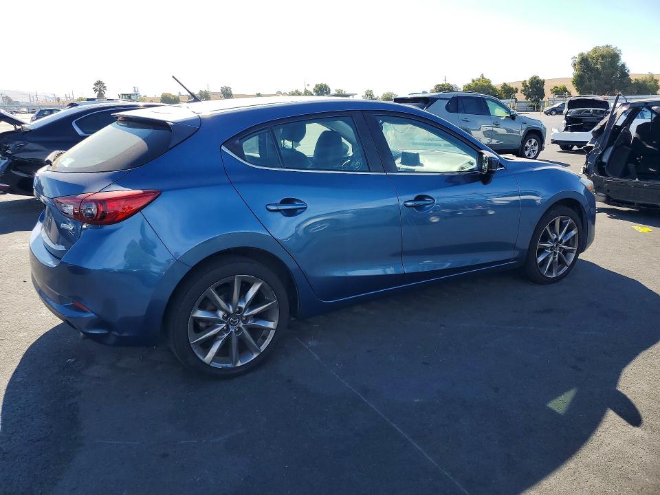 Aukcja sprzedaży 2018 Mazda 3, vin: 3MZBN1L34JM178107, numer aukcji: 65603096