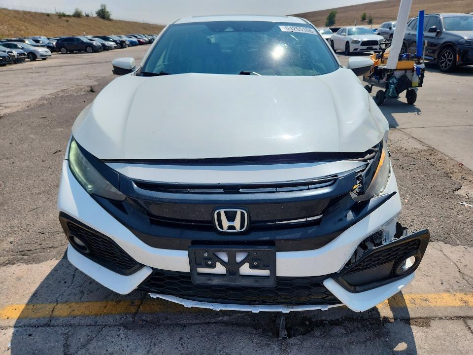 Продаж на аукціоні авто 2018 Honda Civic, vin: SHHFK7H90JU221843, номер лоту: 64265166