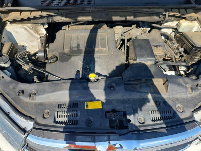 2015 Toyota Highlander მანქანა იყიდება აუქციონზე, vin: 5TDZKRFH5FS052989, აუქციონის ნომერი: 65749956