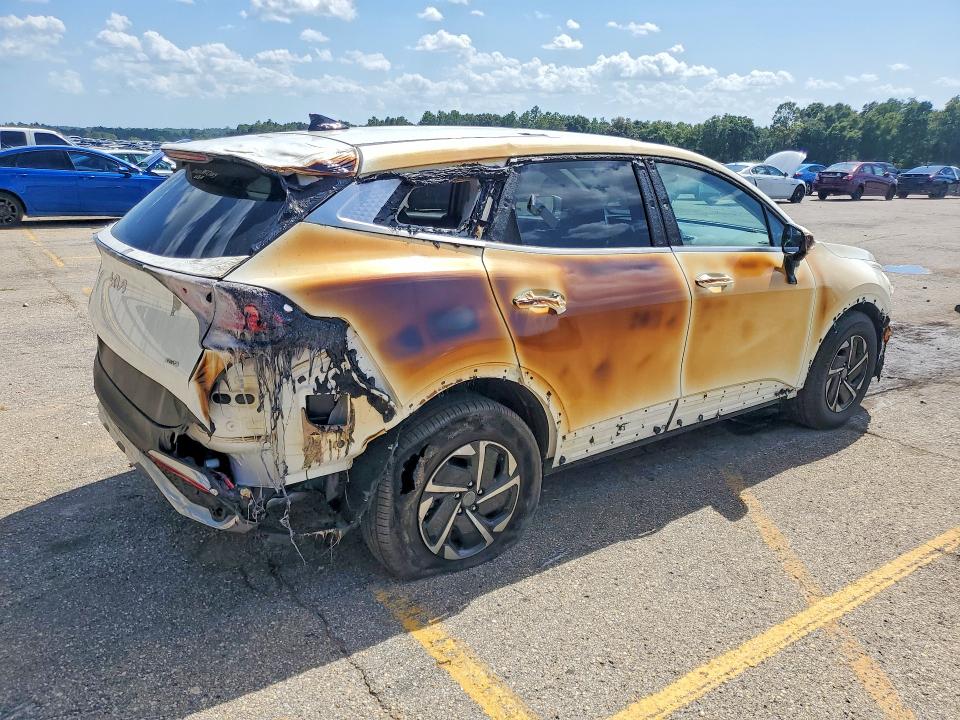 Продажа на аукционе авто 2025 Kia Sportage, vin: KNDPU3DG2S7188932, номер лота: 65329876