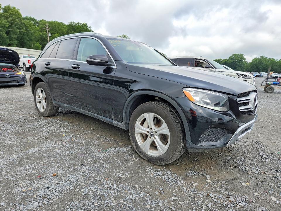 63166636 :رقم المزاد ، WDC0G4JB7HV011024 vin ، 2017 Mercedes-benz Glc مزاد بيع