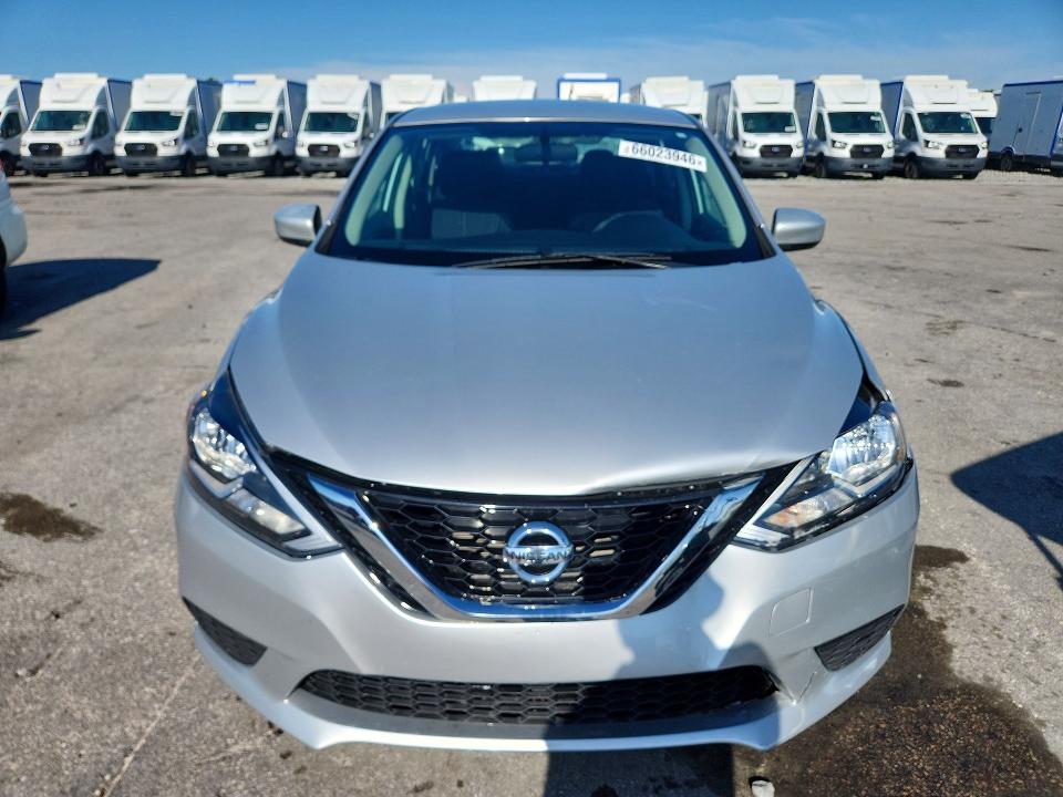 2018 Nissan Sentra მანქანა იყიდება აუქციონზე, vin: 3N1AB7AP0JL659612, აუქციონის ნომერი: 66023946