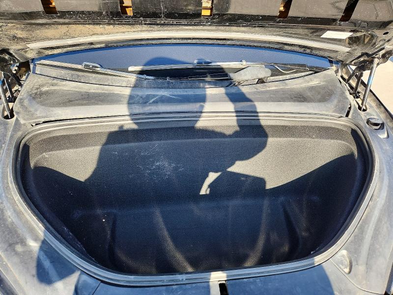 66597756 :رقم المزاد ، 7SAXCBE61PF404194 vin ، 2023 Tesla Model X مزاد بيع