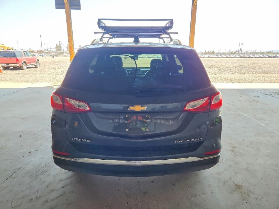 2020 Chevrolet Equinox მანქანა იყიდება აუქციონზე, vin: 2GNAXXEV5L6275993, აუქციონის ნომერი: 64059686