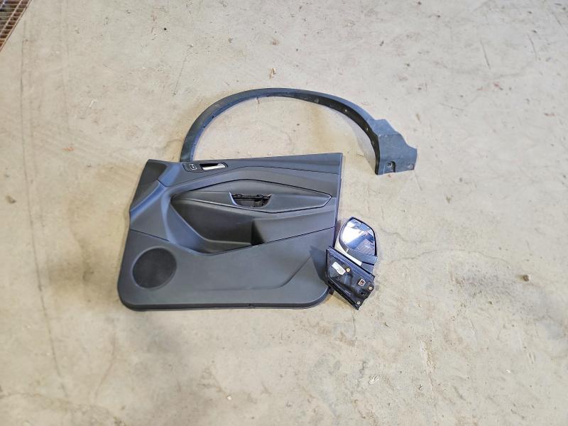 2019 Ford Escape მანქანა იყიდება აუქციონზე, vin: 1FMCU9GD1KUA03057, აუქციონის ნომერი: 66218436