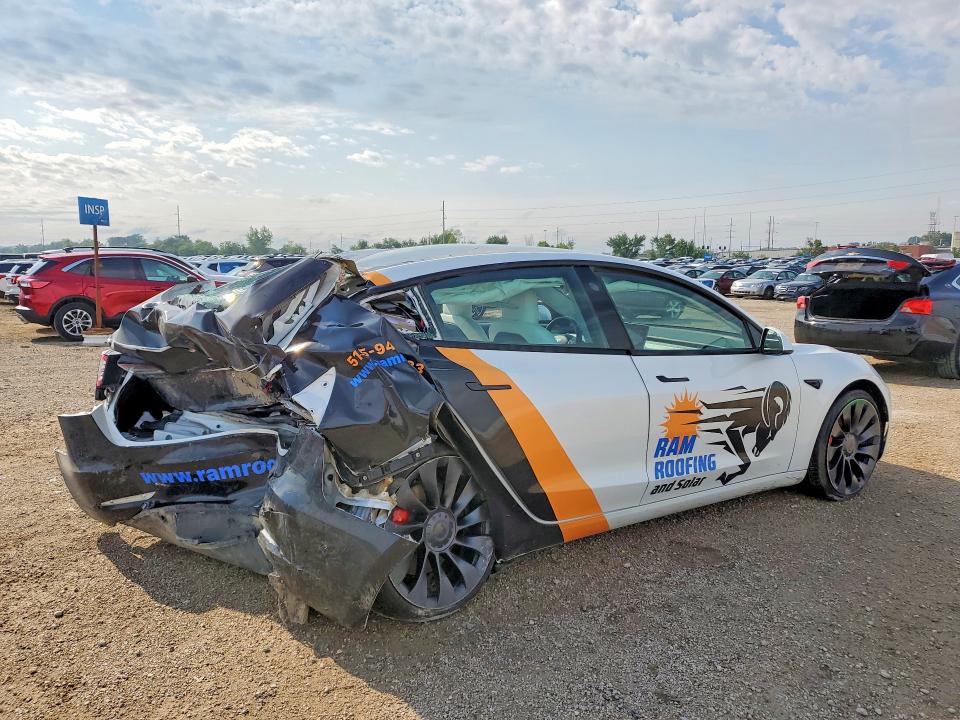 Aukcja sprzedaży 2023 Tesla Model 3, vin: 5YJ3E1EC5PF464579, numer aukcji: 63829226