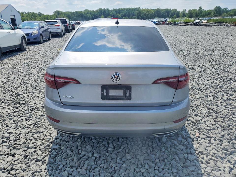 64321176 :رقم المزاد ، 3VWC57BU2MM038045 vin ، 2021 Volkswagen Jetta مزاد بيع
