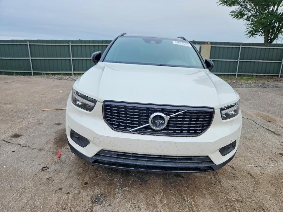 Продажа на аукционе авто 2019 Volvo Xc40, vin: YV4162UM0K2092047, номер лота: 64629166