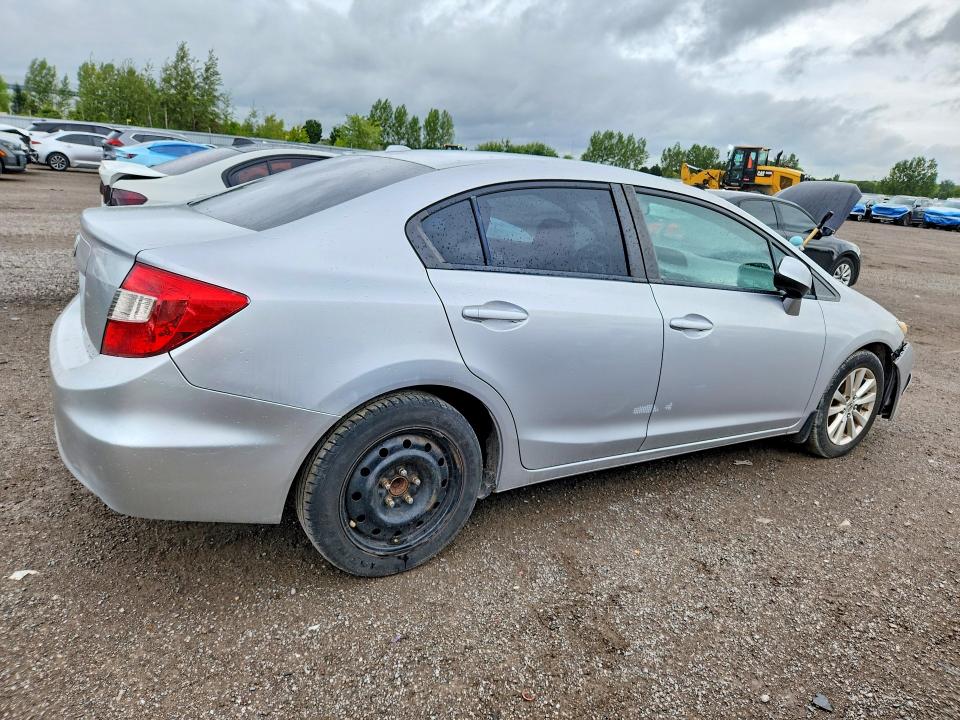 65131736 :رقم المزاد ، 2HGFB2F98CH118868 vin ، 2012 Honda Civic مزاد بيع