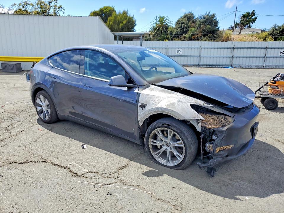 Продаж на аукціоні авто 2023 Tesla Model Y, vin: 7SAYGDEE9PF913283, номер лоту: 65310586