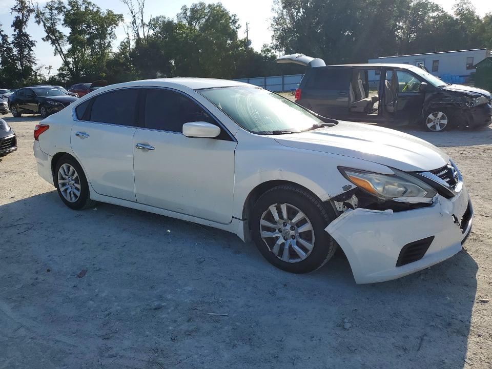 Продажа на аукционе авто 2016 Nissan Altima, vin: 1N4AL3AP3GN370998, номер лота: 64014146