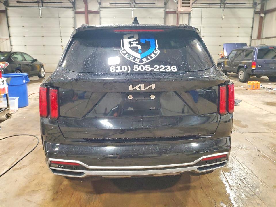 66018836 :رقم المزاد ، 5XYRK4LF7NG076938 vin ، 2022 Kia Sorento مزاد بيع