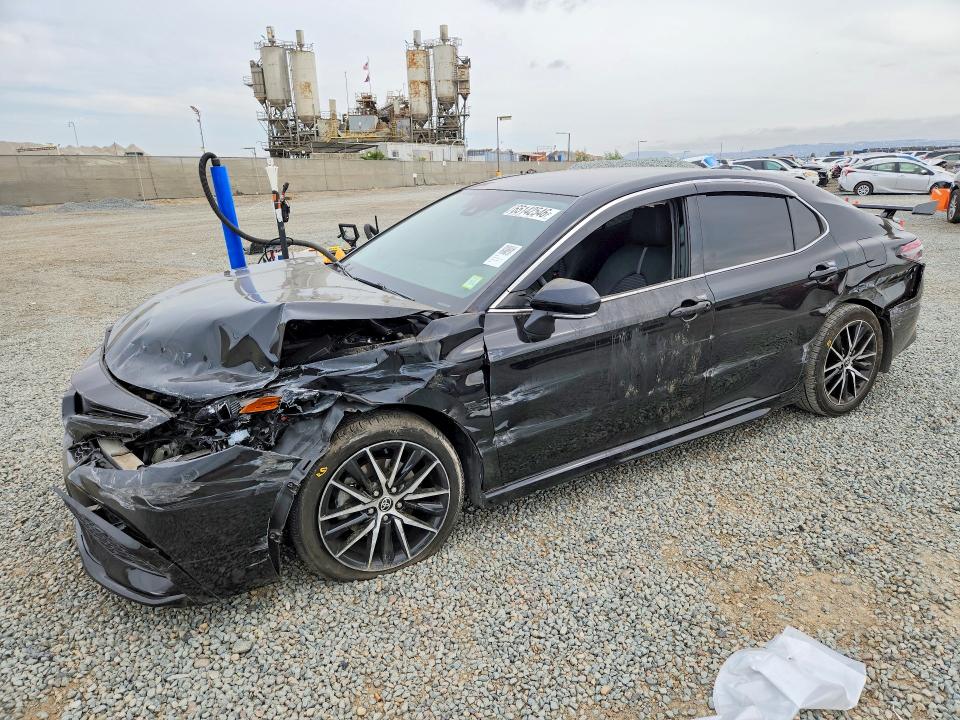 Продажа на аукционе авто 2023 Toyota Camry, vin: 4T1G11AK4PU738237, номер лота: 65142546