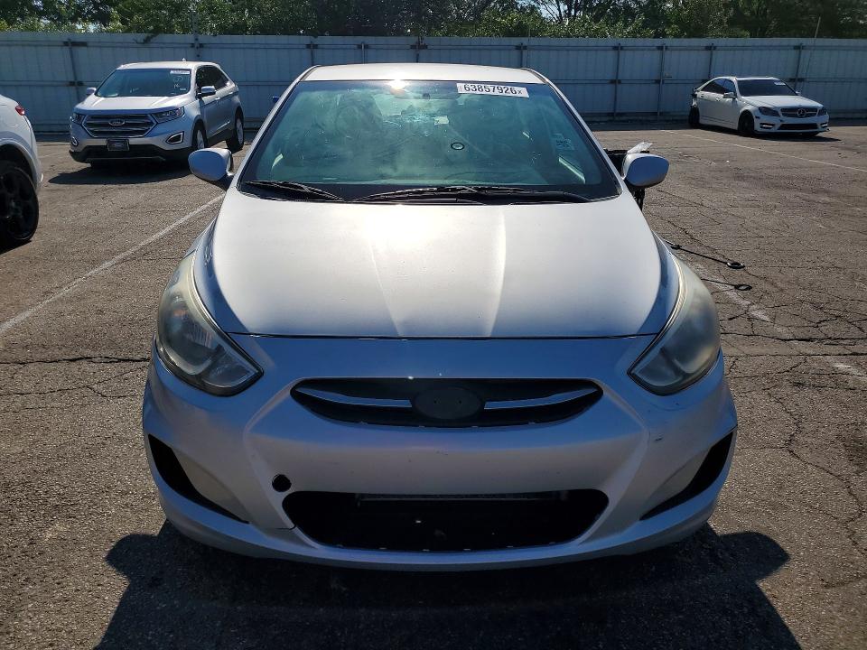 63857926 :رقم المزاد ، KMHCT4AE8HU172816 vin ، 2017 Hyundai Accent مزاد بيع