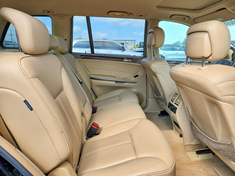 64406956 :رقم المزاد ، 4JGBF7BE8AA621177 vin ، 2010 Mercedes-benz Gl مزاد بيع