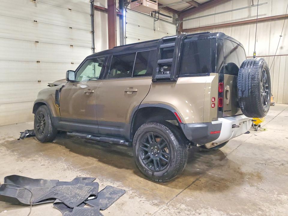 Продаж на аукціоні авто 2023 Land Rover Defender, vin: SALEJ7EX0P2206086, номер лоту: 64224846
