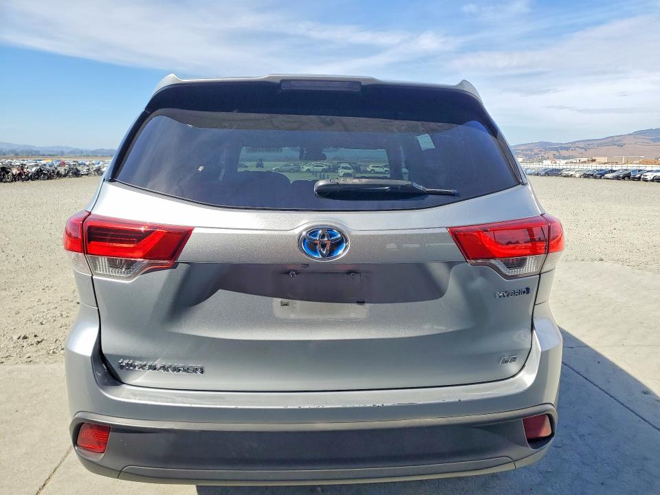 2019 Toyota Highlander Hybrid მანქანა იყიდება აუქციონზე, vin: 5TDBGRFH1KS075683, აუქციონის ნომერი: 61451196