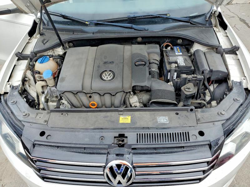 2013 Volkswagen Passat მანქანა იყიდება აუქციონზე, vin: 1VWBH7A38DC122819, აუქციონის ნომერი: 63343196