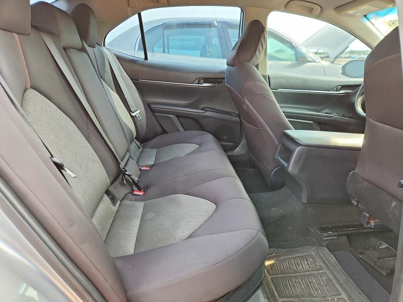 64756776 :رقم المزاد ، 4T1B31HKXKU514893 vin ، 2019 Toyota Camry مزاد بيع