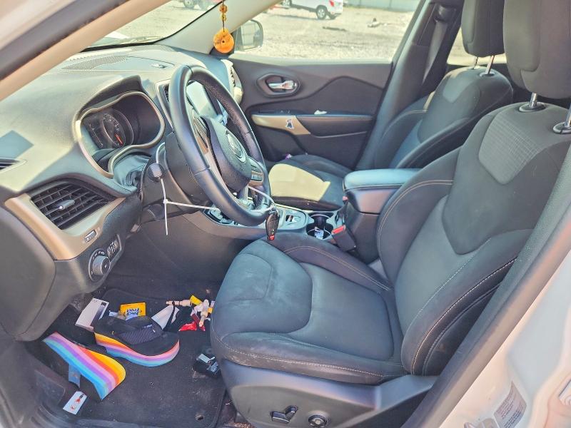 63728846 :رقم المزاد ، 1C4PJLCB7HD232982 vin ، 2017 Jeep Cherokee مزاد بيع
