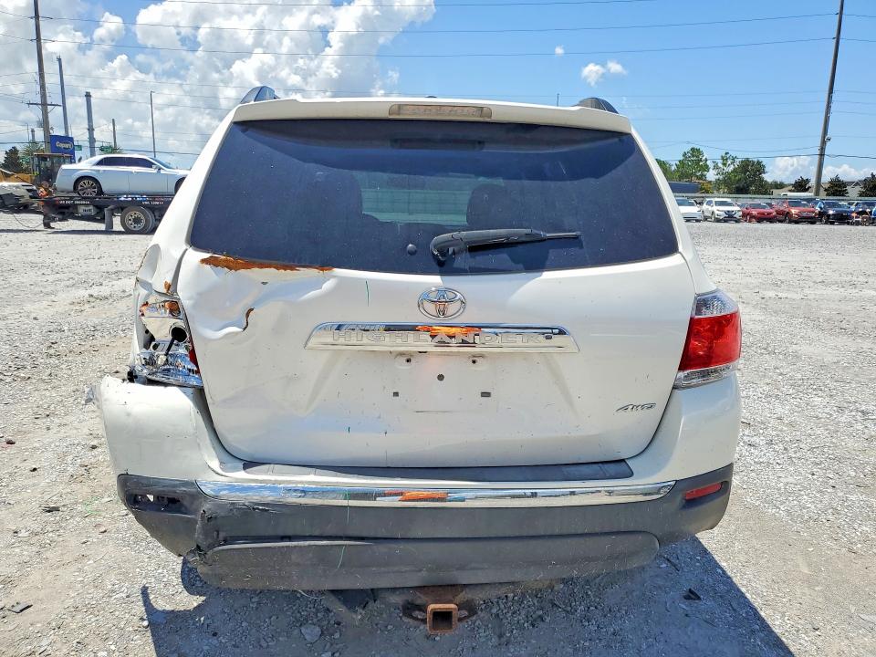 Продаж на аукціоні авто 2013 Toyota Highlander, vin: 5TDBK3EH6DS255144, номер лоту: 61931816