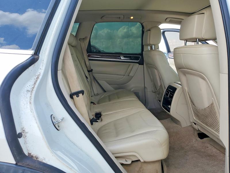 2011 Volkswagen Touareg მანქანა იყიდება აუქციონზე, vin: WVGFF9BP4BD005832, აუქციონის ნომერი: 64034496
