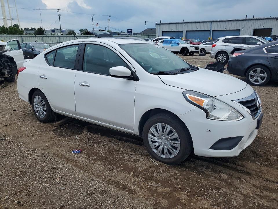 63824106 :رقم المزاد ، 3N1CN7AP0KL850609 vin ، 2019 Nissan Versa مزاد بيع