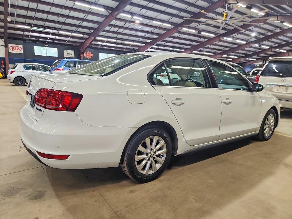 Продаж на аукціоні авто 2014 Volkswagen Jetta, vin: 3VW637AJ2EM265313, номер лоту: 64412336