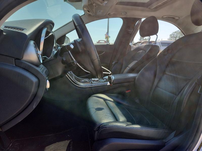 62632836 :رقم المزاد ، 55SWF4JB3JU257591 vin ، 2018 Mercedes-benz C مزاد بيع