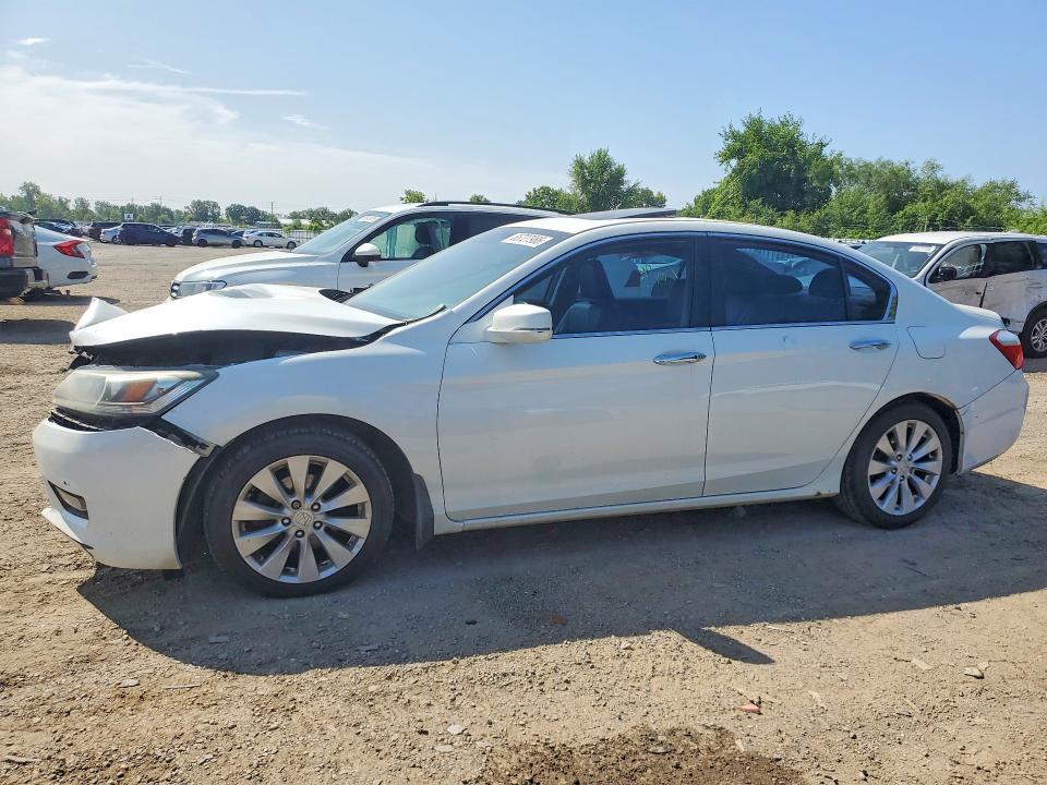 2014 Honda Accord მანქანა იყიდება აუქციონზე, vin: 1HGCR2F89EA810645, აუქციონის ნომერი: 65727986