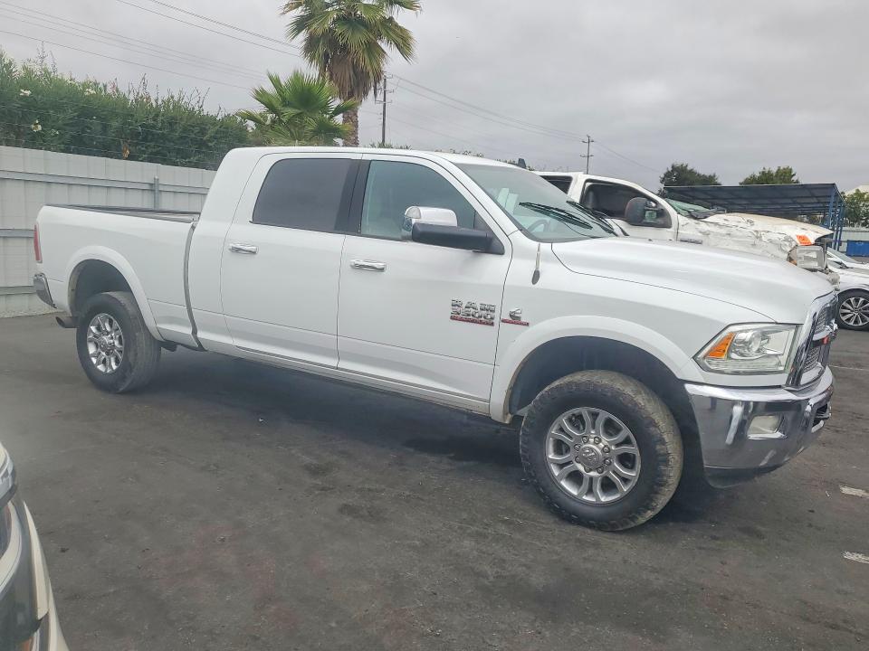67037306 :رقم المزاد ، 3C63R3MLXFG616826 vin ، 2015 Ram 3500 مزاد بيع