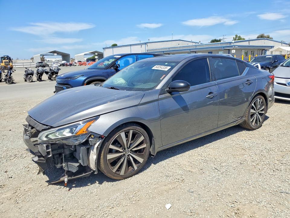2020 Nissan Altima მანქანა იყიდება აუქციონზე, vin: 1N4BL4CV0LC258655, აუქციონის ნომერი: 64854336