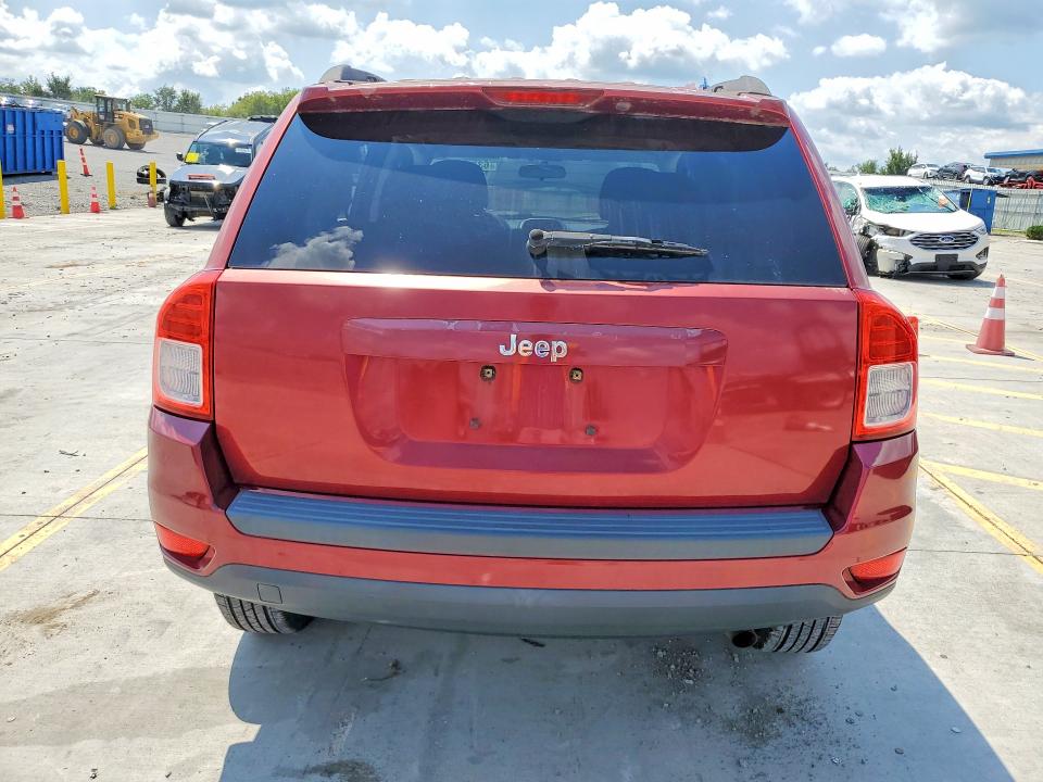 2011 Jeep Compass მანქანა იყიდება აუქციონზე, vin: 1J4NT1FAXBD216804, აუქციონის ნომერი: 63724106