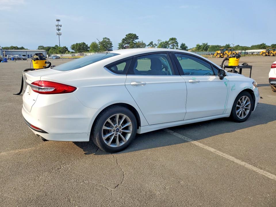 Продажа на аукционе авто 2017 Ford Fusion, vin: 3FA6P0H79HR160760, номер лота: 64406986