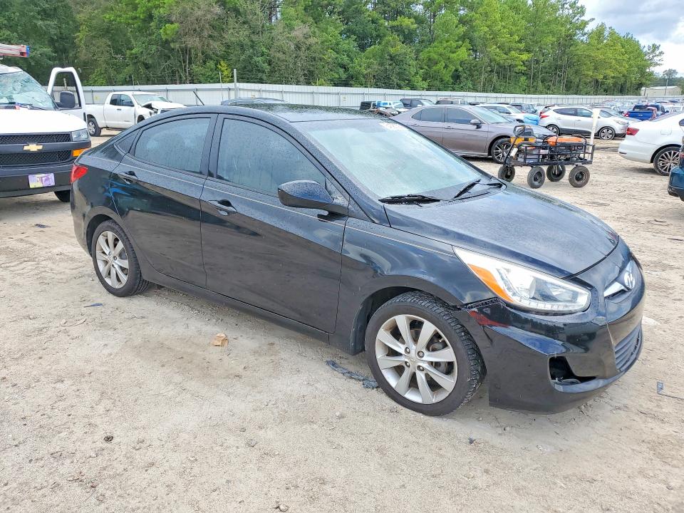 Продаж на аукціоні авто 2014 Hyundai Accent, vin: KMHCU4AEXEU718962, номер лоту: 64390326