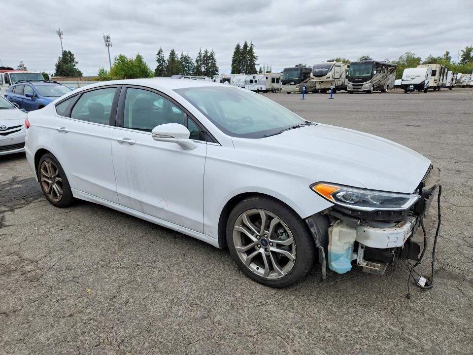 64632306 :رقم المزاد ، 3FA6P0CD9LR205427 vin ، 2020 Ford Fusion مزاد بيع