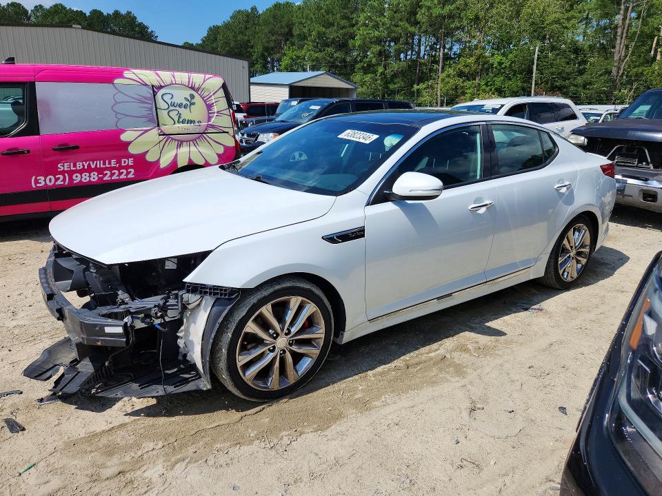 2015 Kia Optima მანქანა იყიდება აუქციონზე, vin: 5XXGR4A67FG443963, აუქციონის ნომერი: 63823346