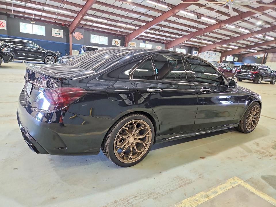 Продажа на аукционе авто 2016 Mercedes-benz C, vin: 55SWF6EB2GU132354, номер лота: 63666136
