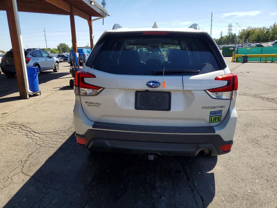 2021 Subaru Forester მანქანა იყიდება აუქციონზე, vin: JF2SKAJC9MH451339, აუქციონის ნომერი: 66987096