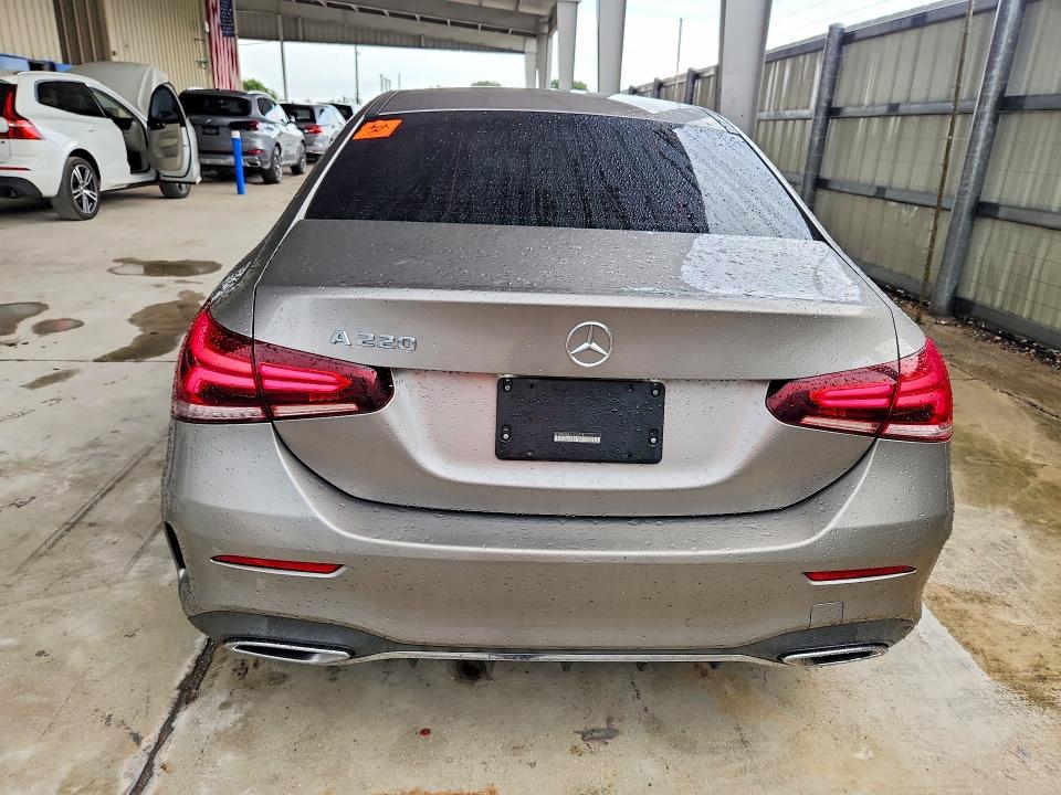 2020 Mercedes-benz A მანქანა იყიდება აუქციონზე, vin: W1K3G4EB7LJ226518, აუქციონის ნომერი: 63479686