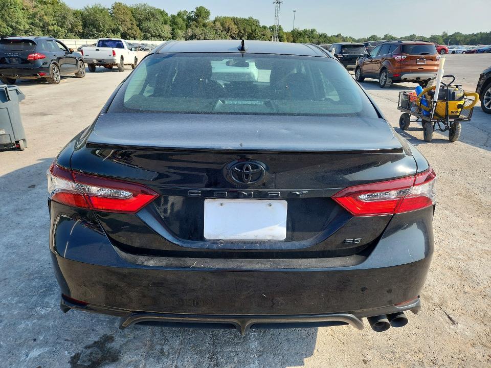 2021 Toyota Camry მანქანა იყიდება აუქციონზე, vin: 4T1G11AK8MU579041, აუქციონის ნომერი: 63694196