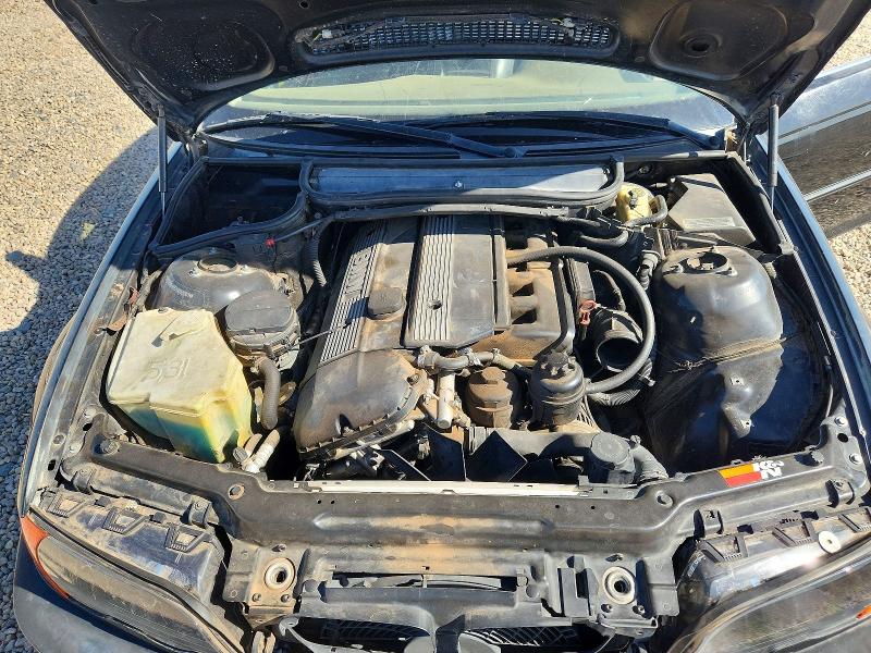 65519716 :رقم المزاد ، WBABN53451JU33201 vin ، 2001 Bmw 330 مزاد بيع