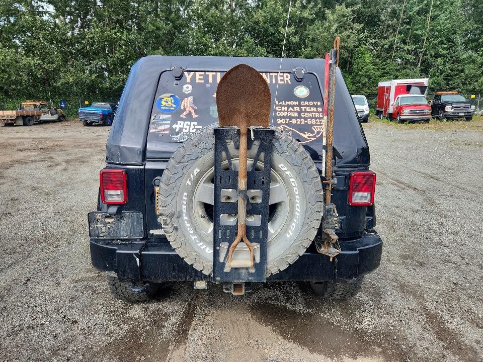 2015 Jeep Wrangler Unlimited მანქანა იყიდება აუქციონზე, vin: 1C4BJWDG1FL692194, აუქციონის ნომერი: 64465576