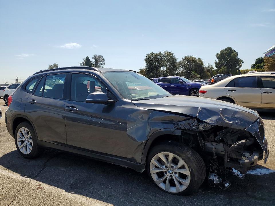 2013 Bmw X1 მანქანა იყიდება აუქციონზე, vin: WBAVL1C59DVR82028, აუქციონის ნომერი: 66114846