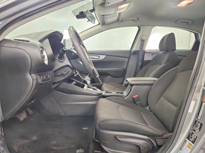 64454726 :رقم المزاد ، 3KPF24AD0NE430980 vin ، 2022 Kia Forte مزاد بيع